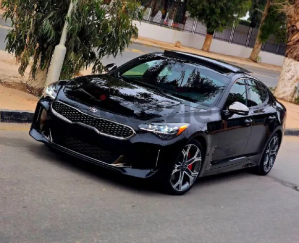 كيا ستينغر GT33 2018