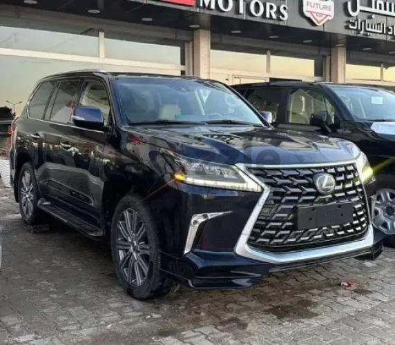 لكزس LX570 2017