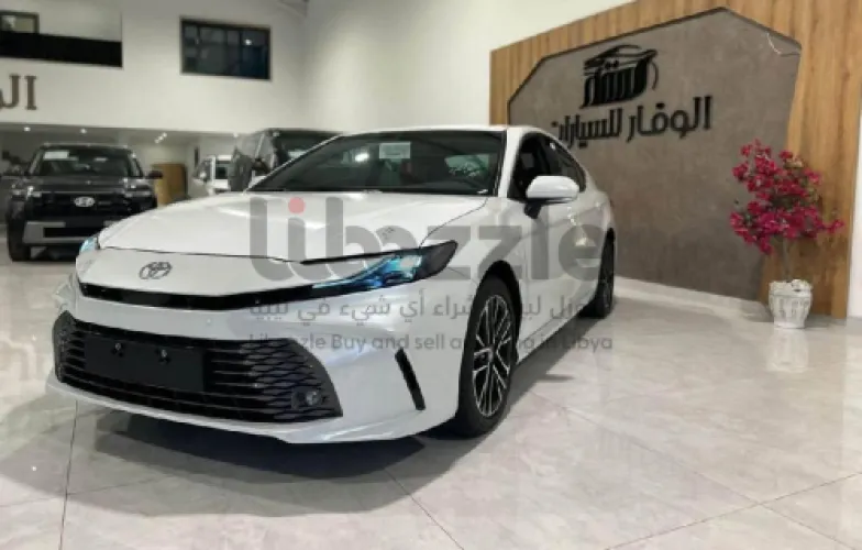تويوتا كامري الوكيل 2025