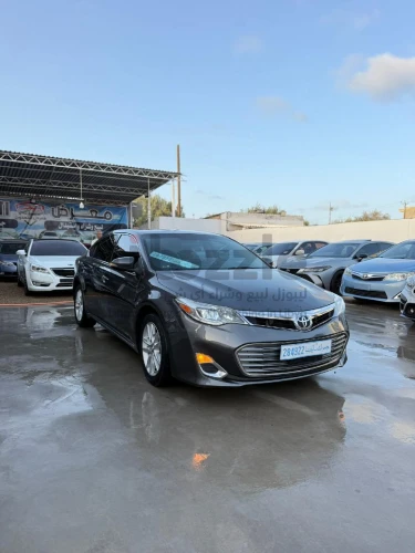 تويوتا افالون