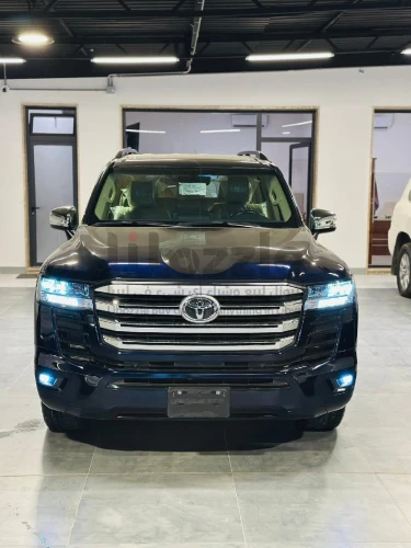 تويوتا لاندكروزر 2023