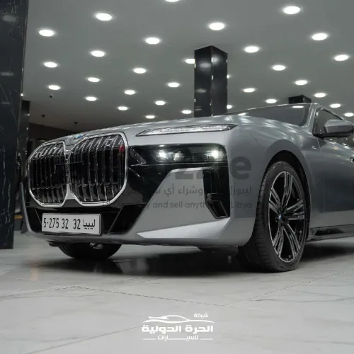 بي ام دبليو 735i Sedan 2024