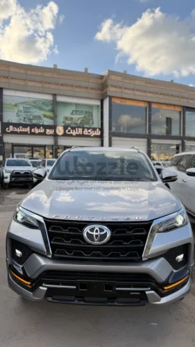 تويوتا فورنتر V6 /KM:00