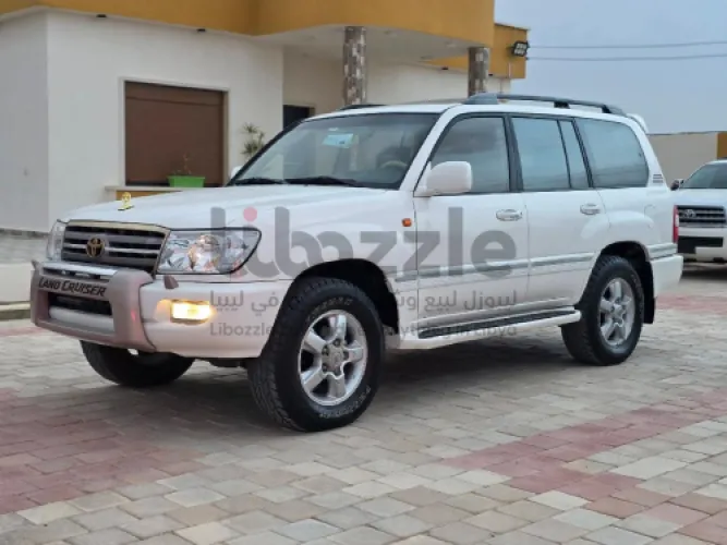 تويوتا لاندكروزر 2004