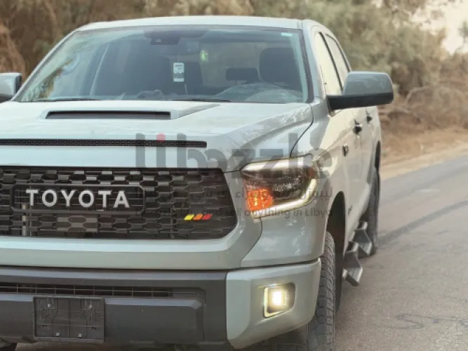TOYOTA TUNDRA TRD PRO