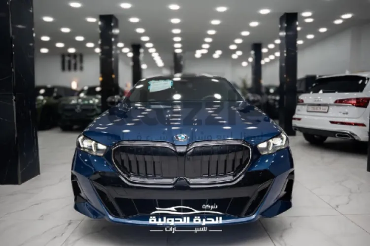 بي ام دبليو 530i