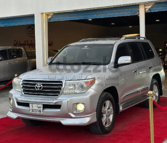 تويوتا لاندكروزر الوكيل 2015