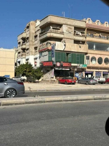 عمارة تجارية للييع