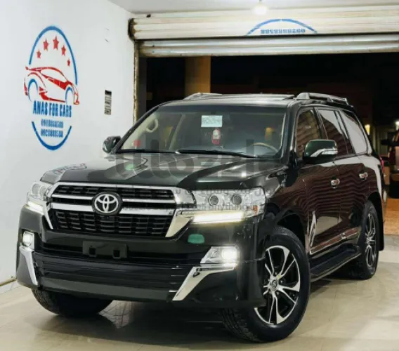 تويوتا لاندكروزر