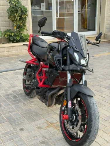 YAMAHA MT07 2022