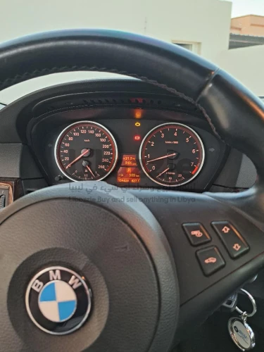 bmw. i528.  2010