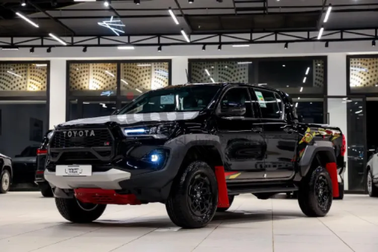 تويوتا هايلكس GR 2026