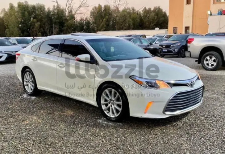 تويوتا افالون