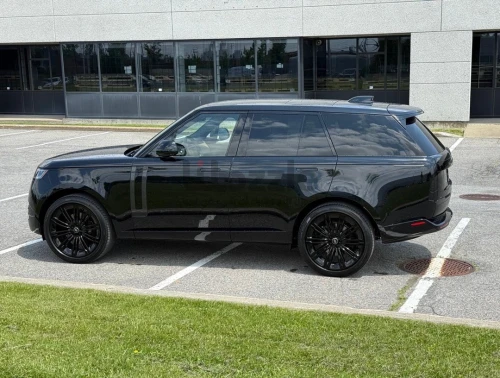2025 RANGE ROVER SE