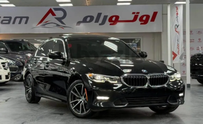 بي ام دبليو 330i 2023
