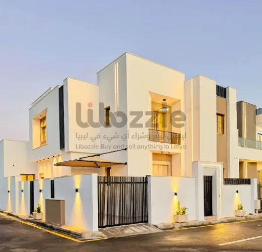 🏡 فيلا واجهتين طابقين بنظام المفصول