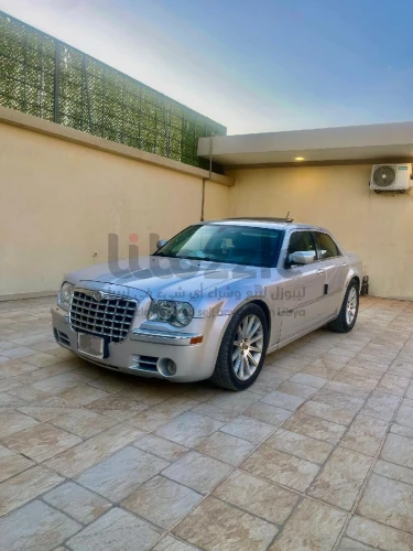 كرايسلر 2009 فل الفل عيب واحد لا محرك 57 تعديل srt