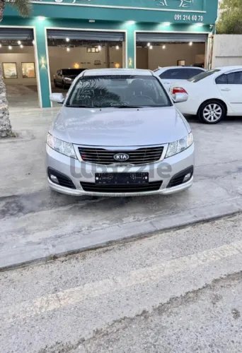 كيا لوتزي 2009